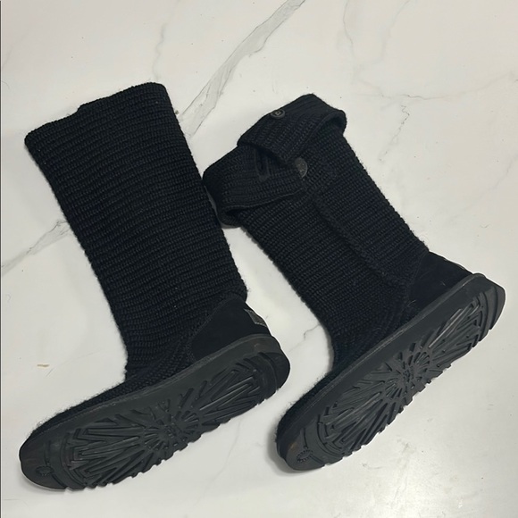 Ugg boots - Picture 1 of 4